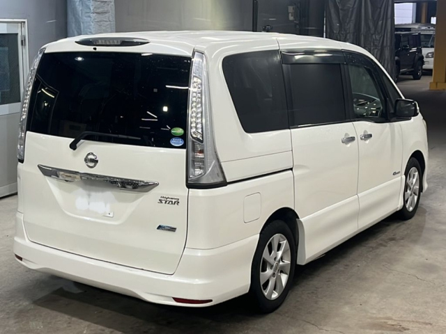 NISSAN SERENA 2013