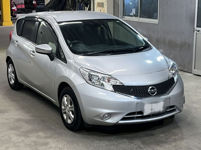 NISSAN NOTE 2015