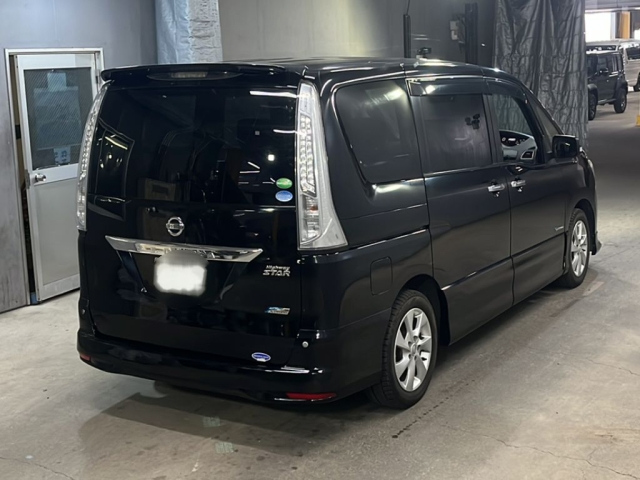 NISSAN SERENA 2013