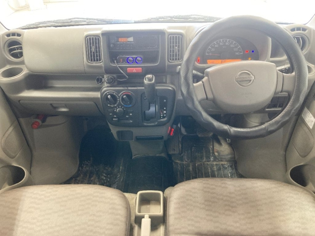 NISSAN CLIPPER VAN 2017