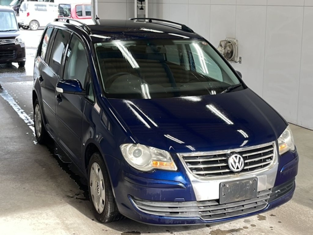VOLKSWAGEN GOLF TOURAN 2008