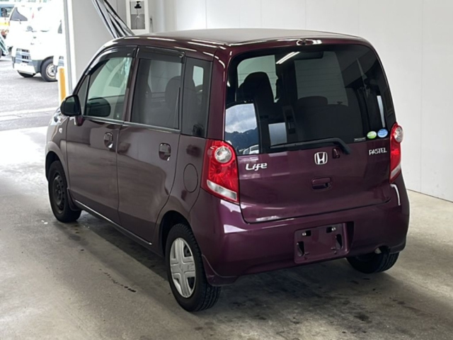 HONDA LIFE 2010