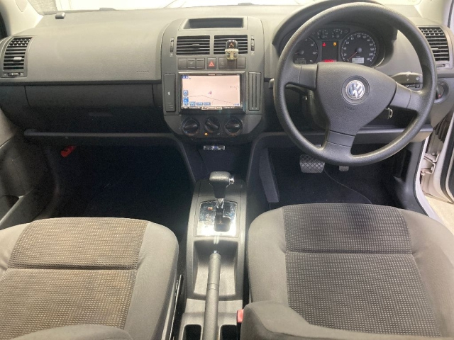 VOLKSWAGEN POLO 2008