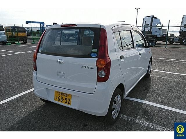 DAIHATSU MIRA 2013