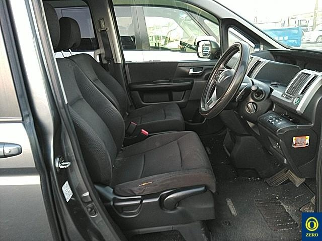 HONDA STEP WAGON 2012