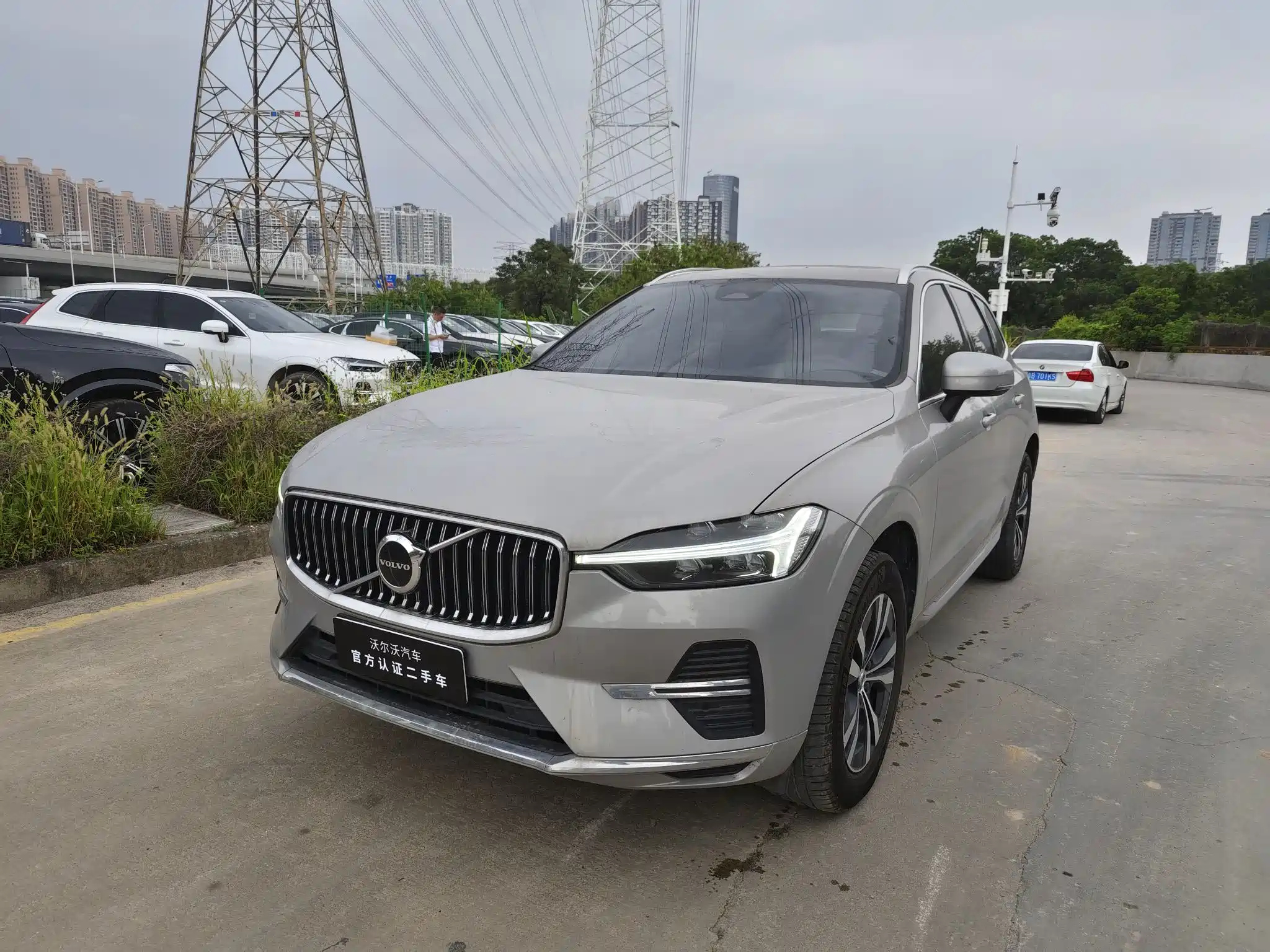 VOLVO XC60 2024