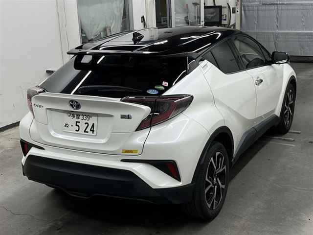 TOYOTA C-HR 2018
