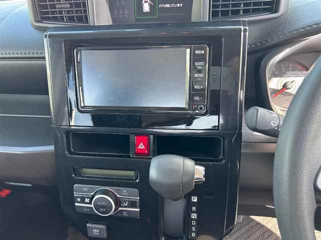TOYOTA ROOMY 2022