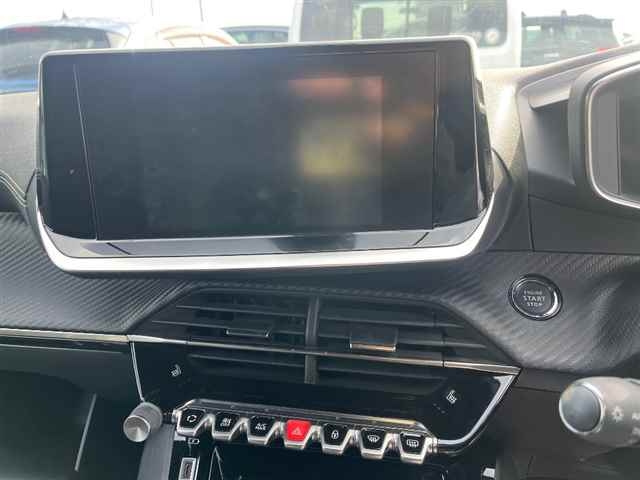 PEUGEOT 2008 2021