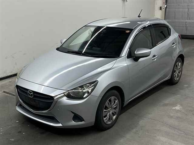 MAZDA DEMIO 2018