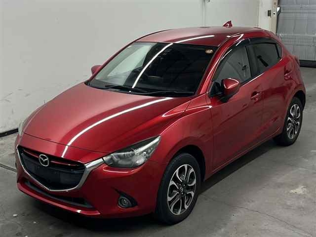 MAZDA DEMIO 2016