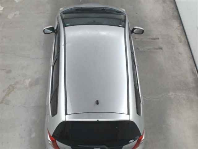 HONDA FIT 2010