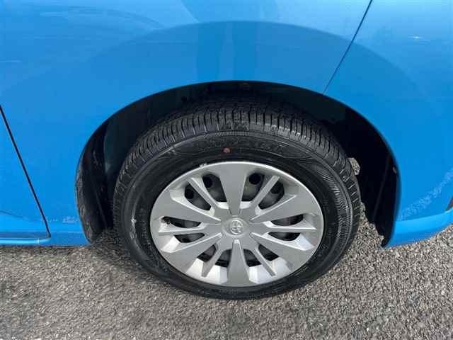 TOYOTA ROOMY 2017