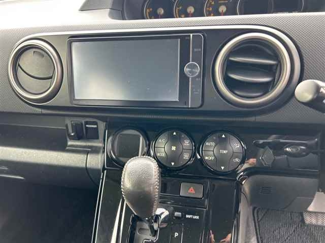 TOYOTA COROLLA RUMION 2012