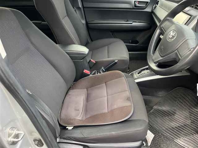 TOYOTA COROLLA FIELDER 2016