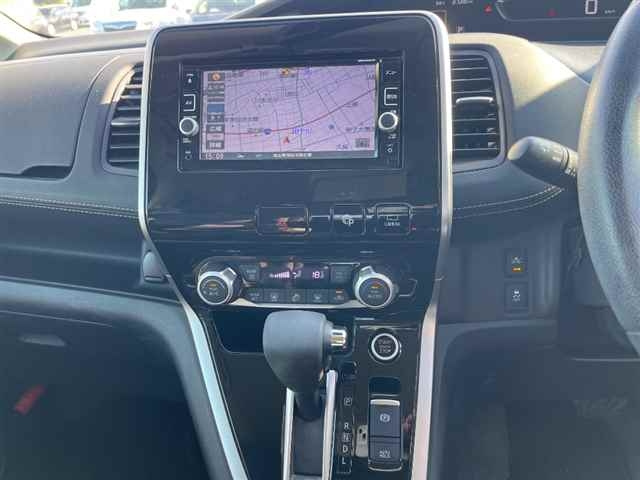 NISSAN SERENA 2017