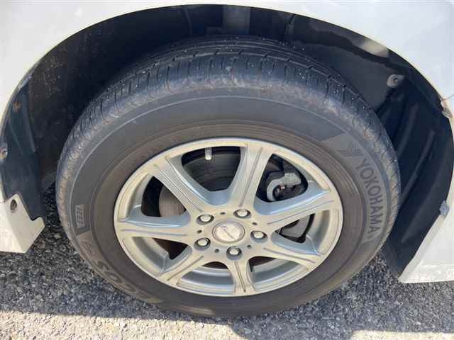 TOYOTA NOAH 2017