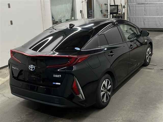 TOYOTA PRIUS PHV 2020
