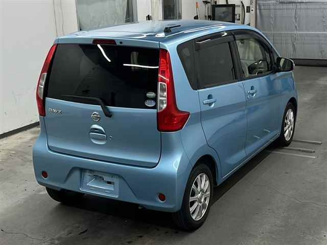 NISSAN DAYZ 2017