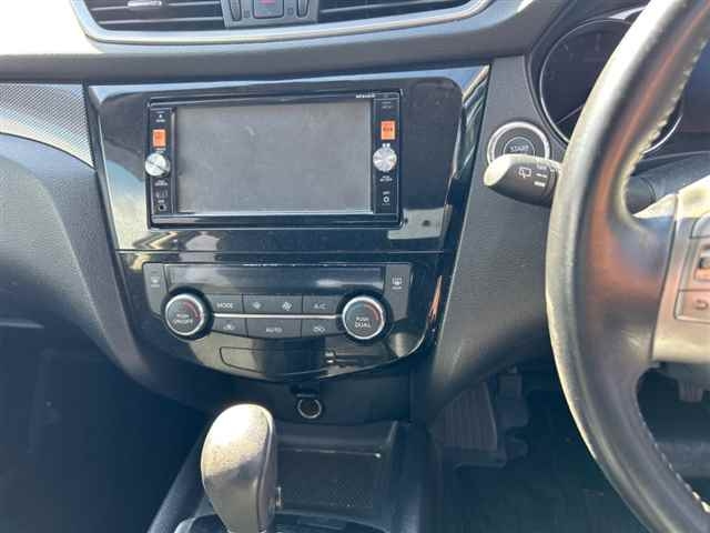 NISSAN X-TRAIL 2015