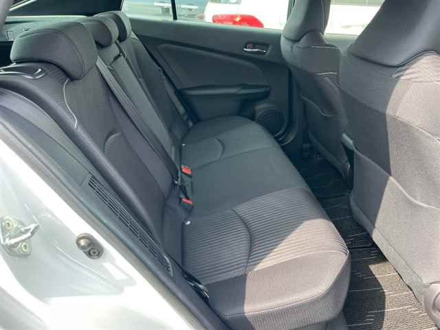 TOYOTA PRIUS PHV 2021