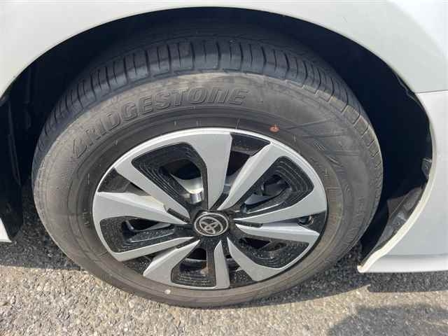 TOYOTA PRIUS PHV 2021