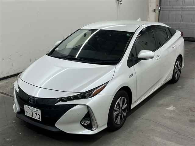 TOYOTA PRIUS PHV 2021