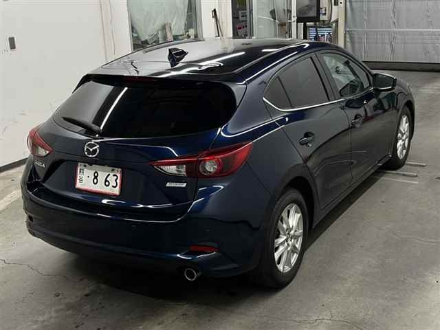 MAZDA AXELA 2016