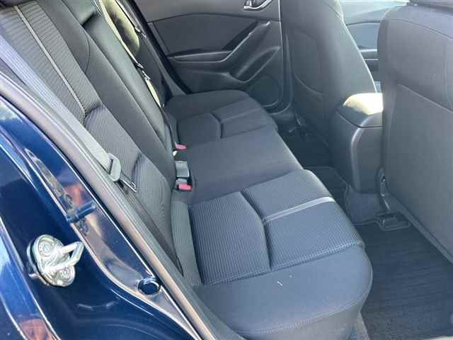 MAZDA AXELA 2016