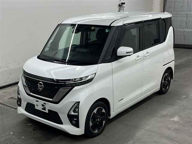 NISSAN ROOX 2022