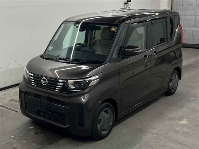 NISSAN ROOX 2025