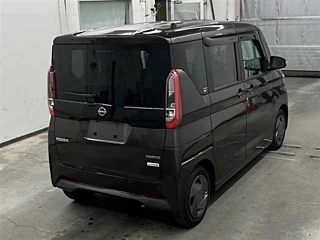 NISSAN ROOX 2025