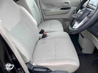 NISSAN ROOX 2025