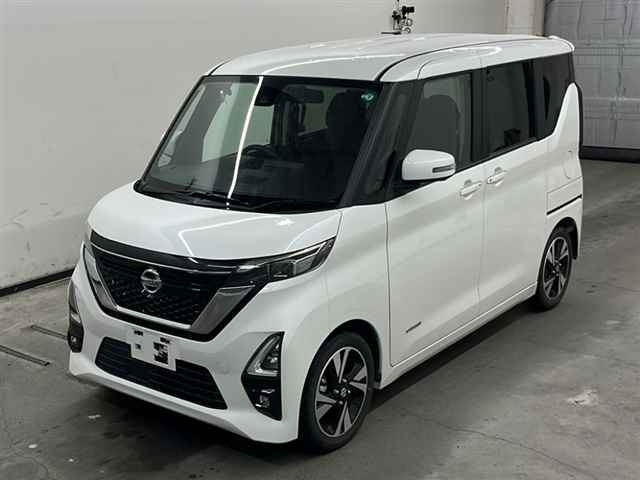 NISSAN ROOX 2020