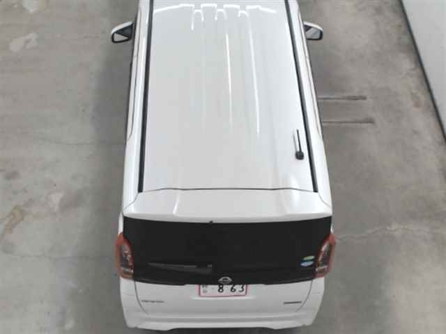 NISSAN ROOX 2020