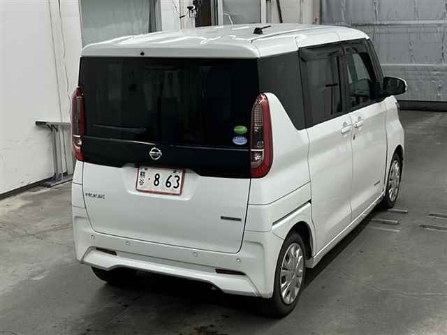 NISSAN ROOX 2020
