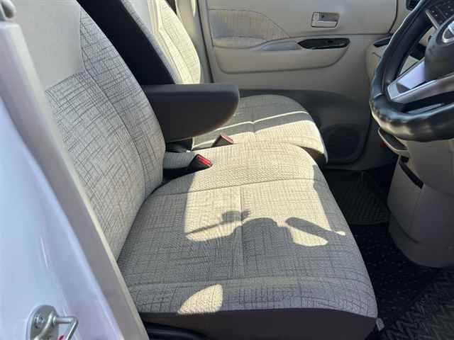 NISSAN ROOX 2020
