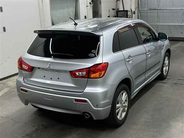MITSUBISHI RVR 2012
