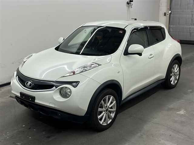 NISSAN JUKE 2012