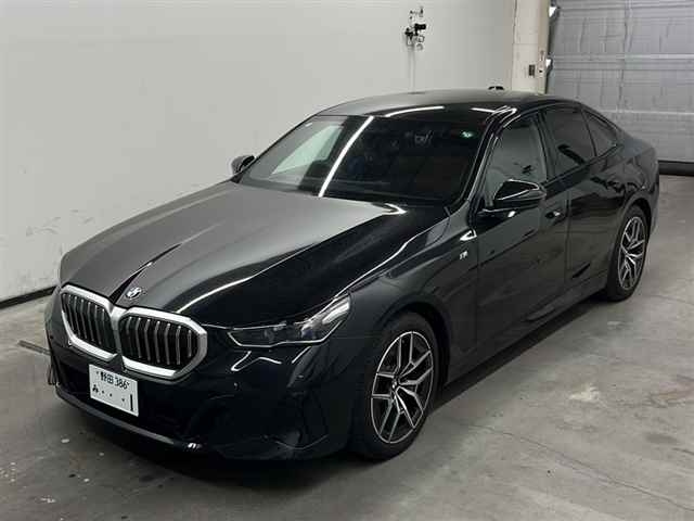 BMW 5 SERIES 2024