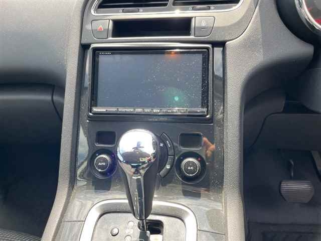 PEUGEOT 5008 2014