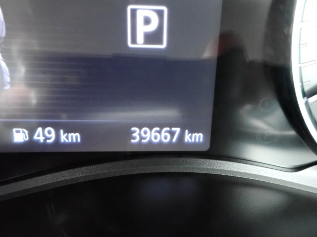 NISSAN KIX 2021