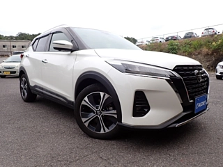 NISSAN KIX 2021