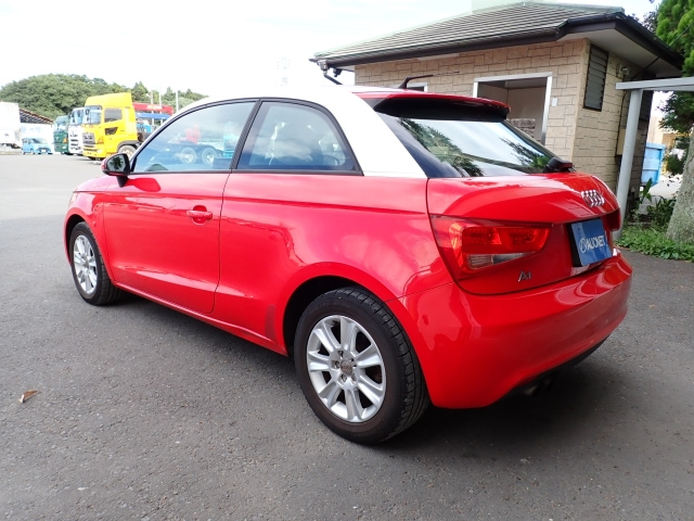 AUDI A1 2011