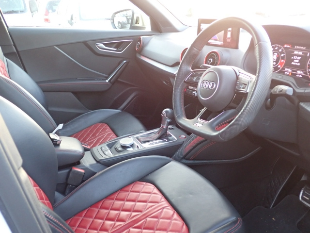 AUDI SQ2 2020