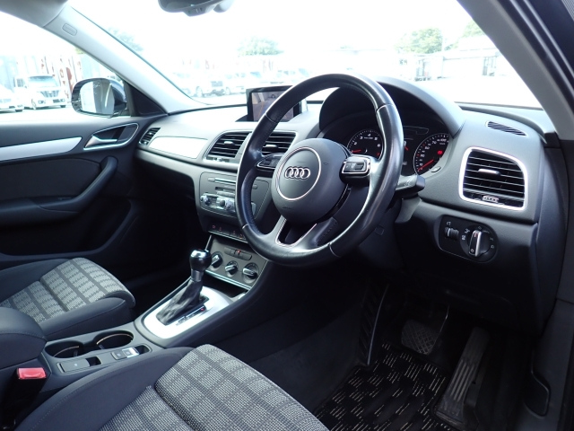 AUDI Q3 2015