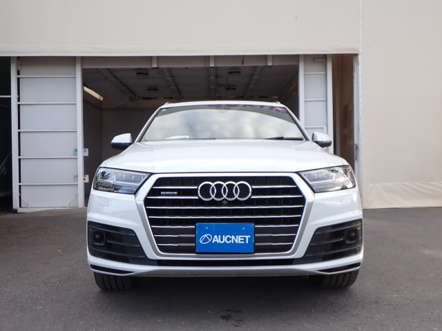 AUDI Q7 2016