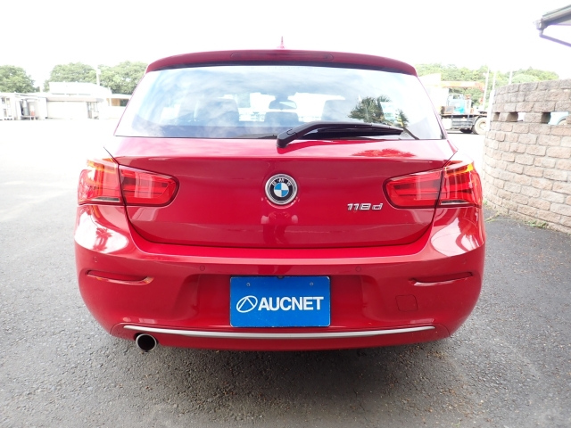 BMW 1 SERIES 2016