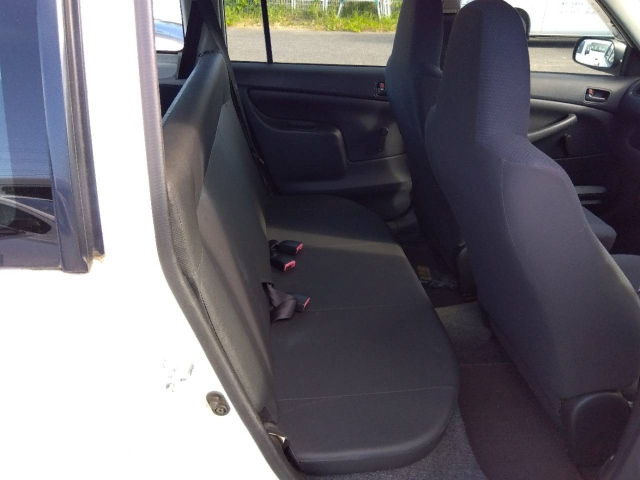 TOYOTA PROBOX 2010
