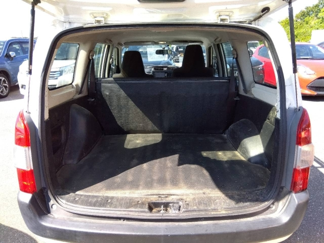 TOYOTA PROBOX 2016